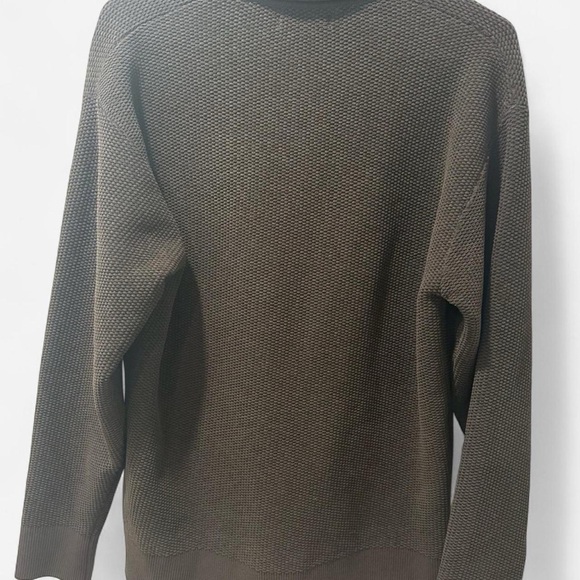 ⭐️2 FOR $15 ⭐️
Zara Brown Textured Polo - Picture 2 of 2